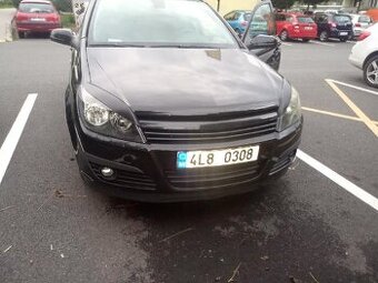 Opel Astra H caravan 1,6B 2007