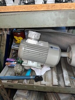 Elektromotor siemens Č22