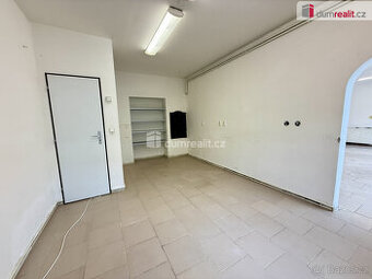 Pronájem kanceláře, 18 m2, + možnost skladu, v Kralupech nad