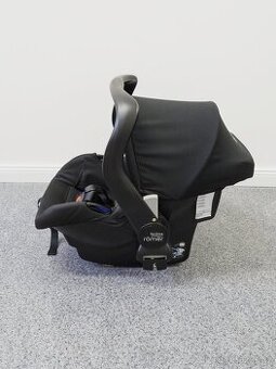 Britax Römer Autosedačka BABY-SAFE 2 i-SIZE - nová
