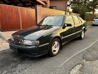 SAAB 9000 CSE 2.0i kožený interiér 2 sady kol nové brzdy