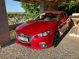 Mazda 3 Skyactive 2.0 benzín, 2015, 124 tkm