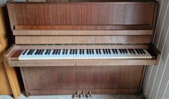 Piano Weinbach 116 - Petrof r. v. 1988