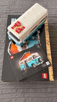 LEGO® Creator Expert 10279 Volkswagen T2 Camper Van