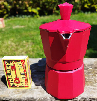 mini moka konvička červená