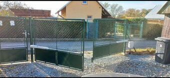 Dvoukřídlá brána s elektrickým pohonem NICE