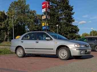 Nissan Almera