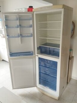 Lednice s mrazákem Gorenje RK6355W