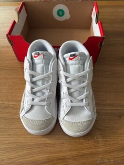 Prodám nové dětské boty Nike blazer mid 77