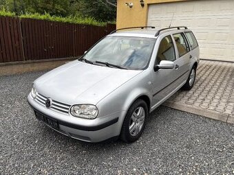 VW Golf 1,6 FSI Variant, jen 69000 KM