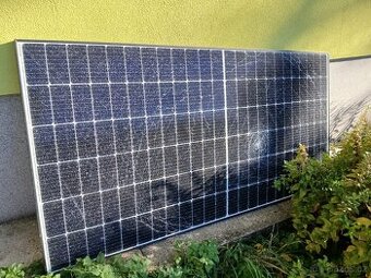 Daruji poskozeny solarni panel 445w za odvoz 210x105cm