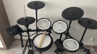 Roland TD-17KVX – elektronické bicí, výborný stav