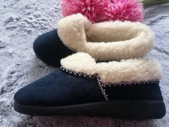 Krásné domácí papuče Mjartan - nové