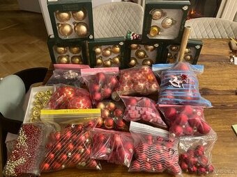 Velikansky vanocni set ozdob na stromek a dopnku