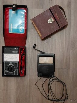 Dva měřící přístroje