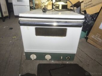 Malá elektrická trouba