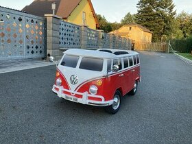 VW elektrický minibusík pro děti