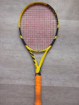 Tenisová raketa Babolat Pure Aero Team 285g