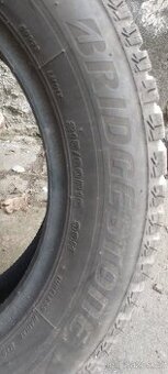 215/60r16 99h