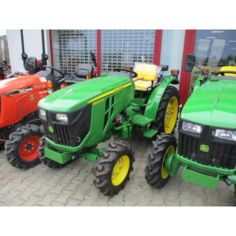 Malotraktor John Deere 3028 EN