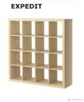 IKEA Expedit 4x4 s krabicemi Dröna