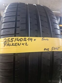 255/40r19 letní Falken