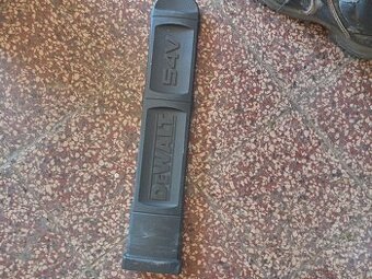 Dewalt aku pila DCMCS575X1