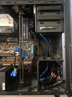 PC i7-920, 16 GB RAM, GTX 960 2GB