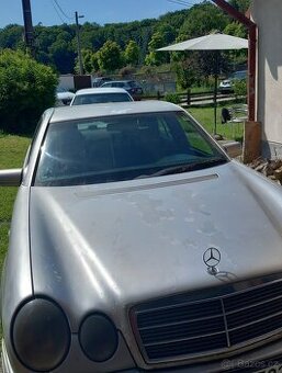 W 210
