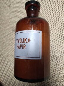 Skleněná lahev na vývojku, 1litr - 1
