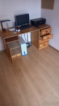 Psací stůl. - 1
