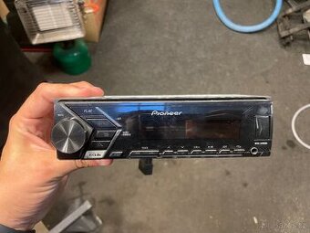 Autorádio Pioneer MVH-S100UB