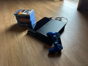 PS4 + OVLADAČ + HRY 10ks