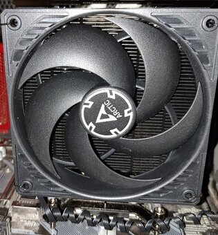 Cooler Master Hyper 212 Black + ARCTIC P12 PWM