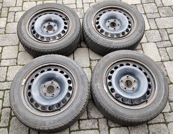 Sada zimních kol 205/55 R16 H XL na plechových discích