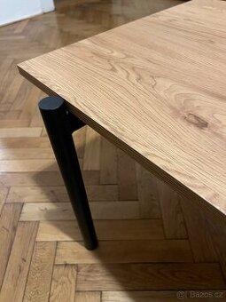 Moderní konferenční stolek jako nový – Praha 3, 1200 Kč