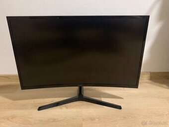 Prohnutý monitor Samsung 27"