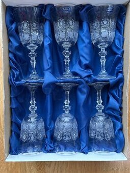 Aurum Crystal broušené sklenice na víno Laura 220 ml 6 ks - 1