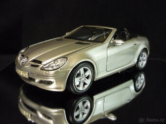 Mercedes Benz SLK Maisto 1/18