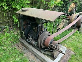 Koupím tuto stříšku na motor Slavia 2S115 DR27