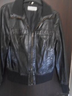 Černá kožená bunda