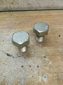 Šroub, 2 šrouby M48x60 8.8 DIN 933 pozink NEPOUŽITÉ