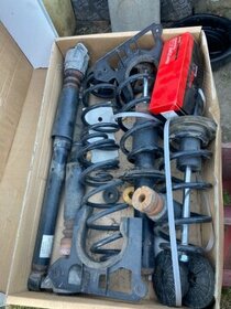 Audi A4 Avant B8 originál podvozek