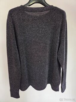 Krásný dámský třpytivý svetřík vel.42 jednou nošený