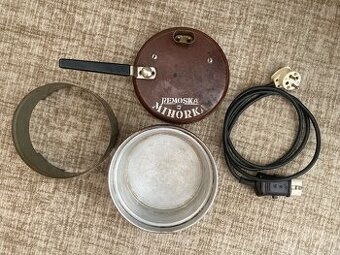 Malá Remoska minorka s příslušenstvím.