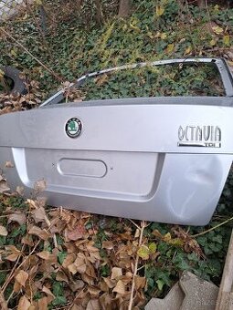 Pati dvere (kufr) Octavia 2 limuzina