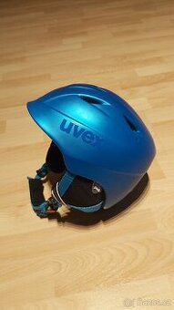 Lyžařská dětská helma Uvex