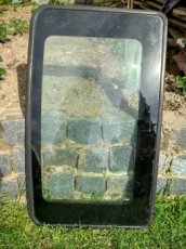 Subaru Legacy Outback - střešní okno - rv. 1998 - 2003