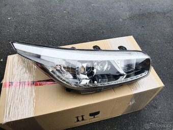 Pravé přední světlo KIA CEED 2 II. B22R