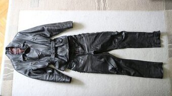 Kožená bunda a kalhoty na choppera